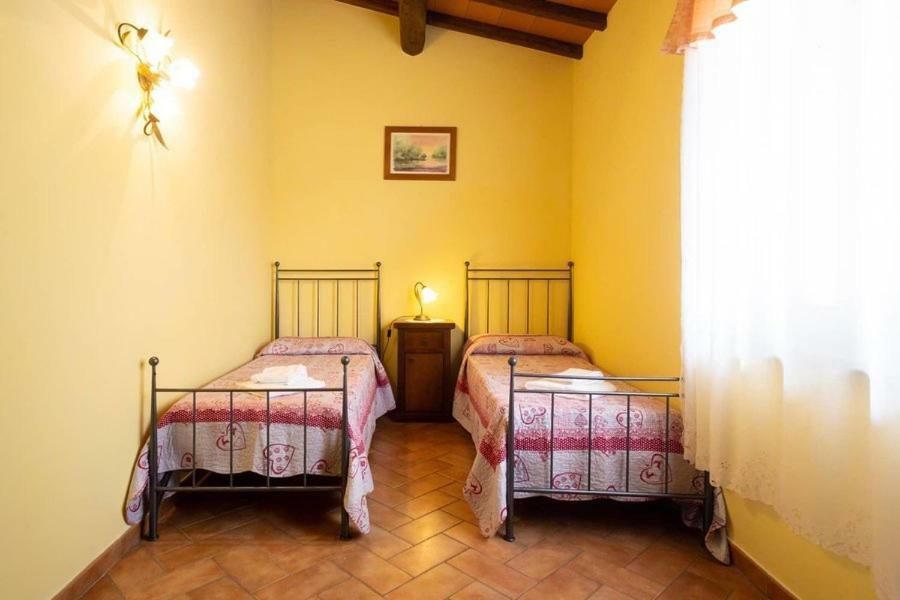 Agriturismo Casale Del Contadino Μπολσένα Εξωτερικό φωτογραφία