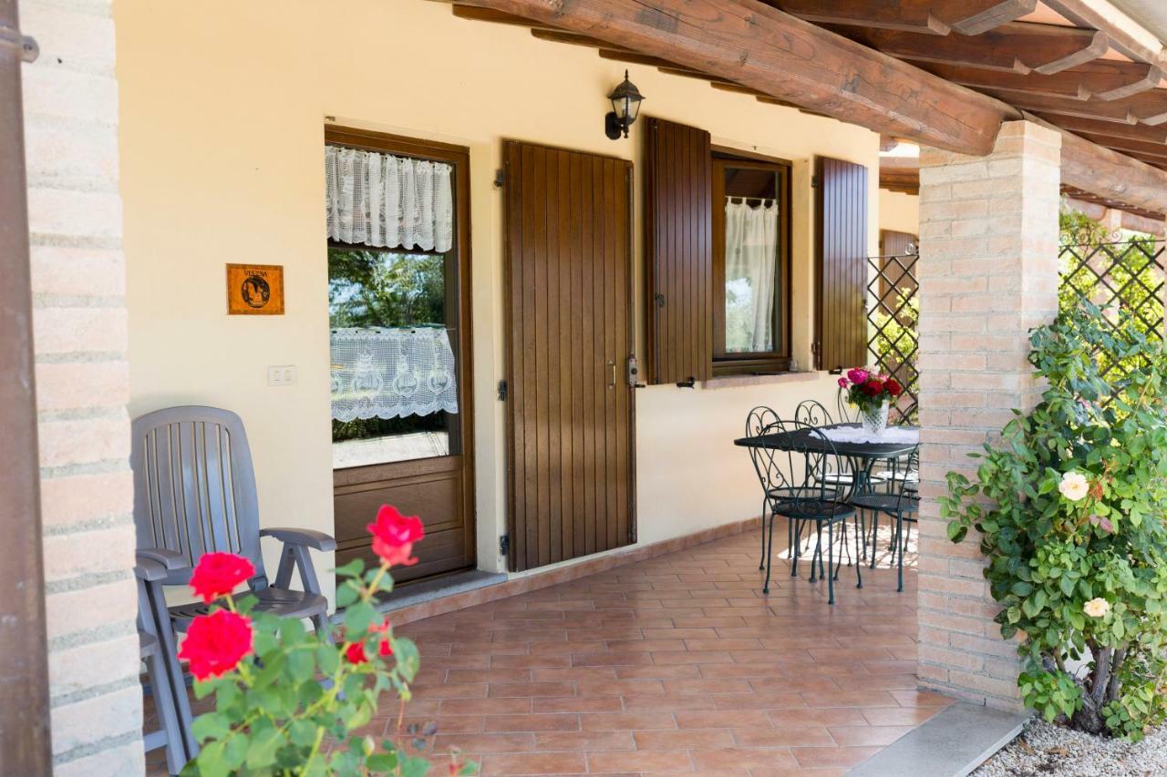 Agriturismo Casale Del Contadino Μπολσένα Εξωτερικό φωτογραφία