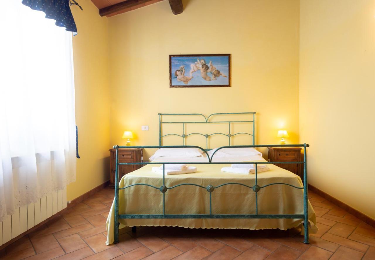 Agriturismo Casale Del Contadino Μπολσένα Εξωτερικό φωτογραφία