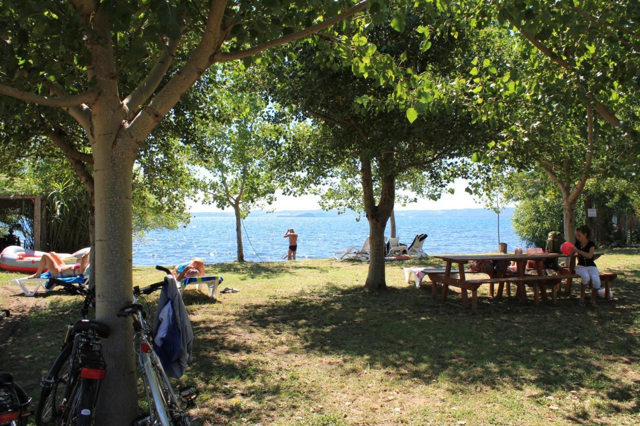 Agriturismo Casale Del Contadino Μπολσένα Εξωτερικό φωτογραφία