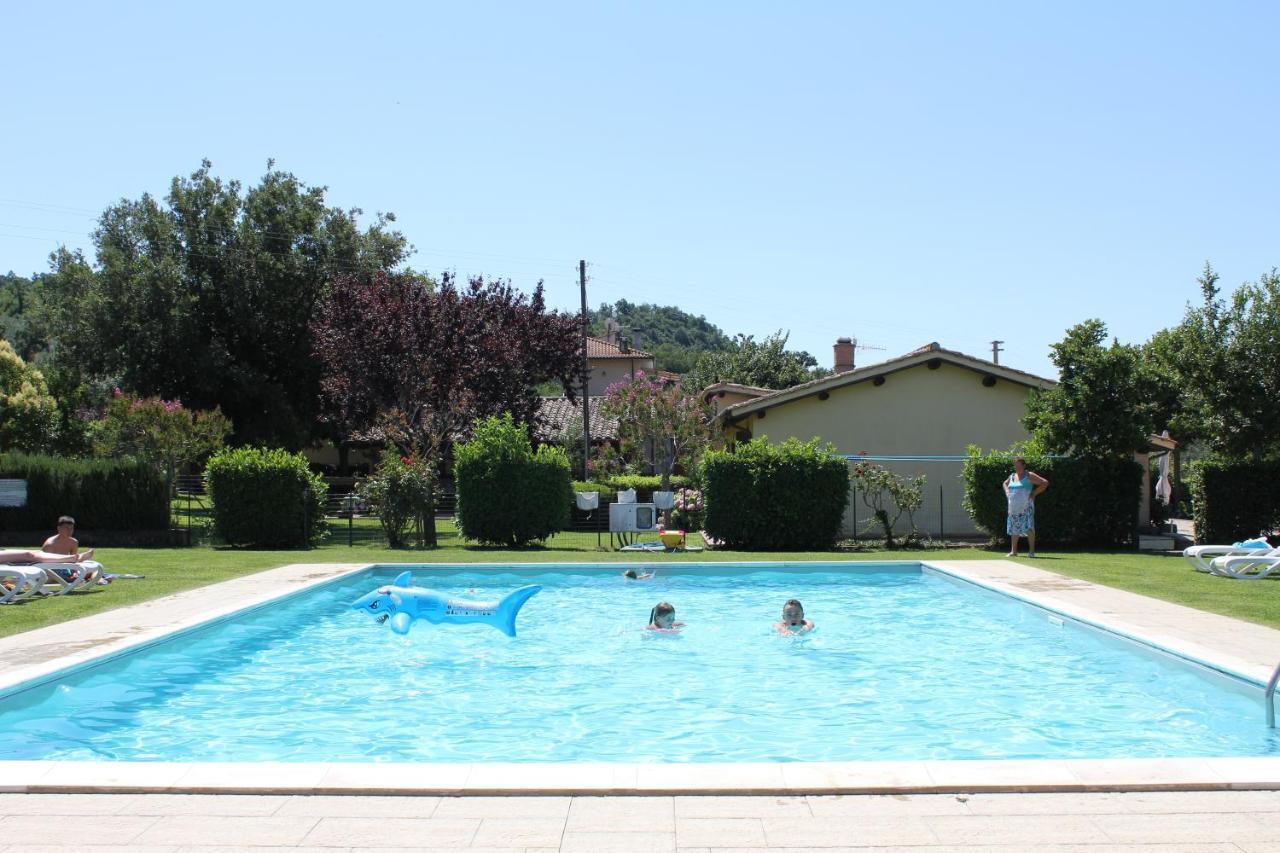 Agriturismo Casale Del Contadino Μπολσένα Εξωτερικό φωτογραφία
